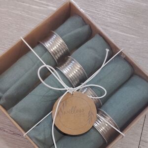 Green Linen Napkin Set